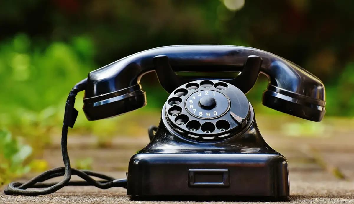 Whose Telephone Number Is This – Free Lookup UK